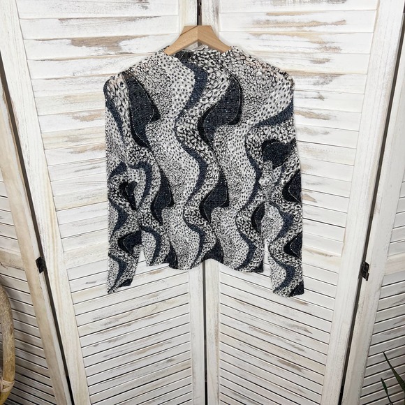 ALBERTO MAKALI Women's Crinkle Sequin Leopard Animal Print Top Blous Black White - Picture 15 of 15